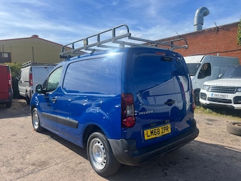 Used Peugeot Partner 2018 for sale - 78683532: Photo