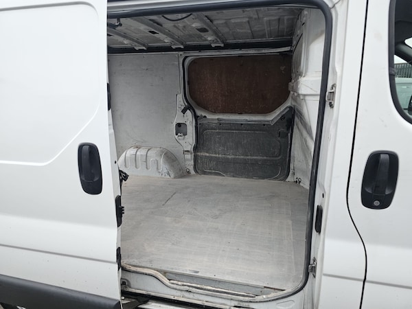 Used Vauxhall Vivaro 2005 for sale - 76314224: Photo 9