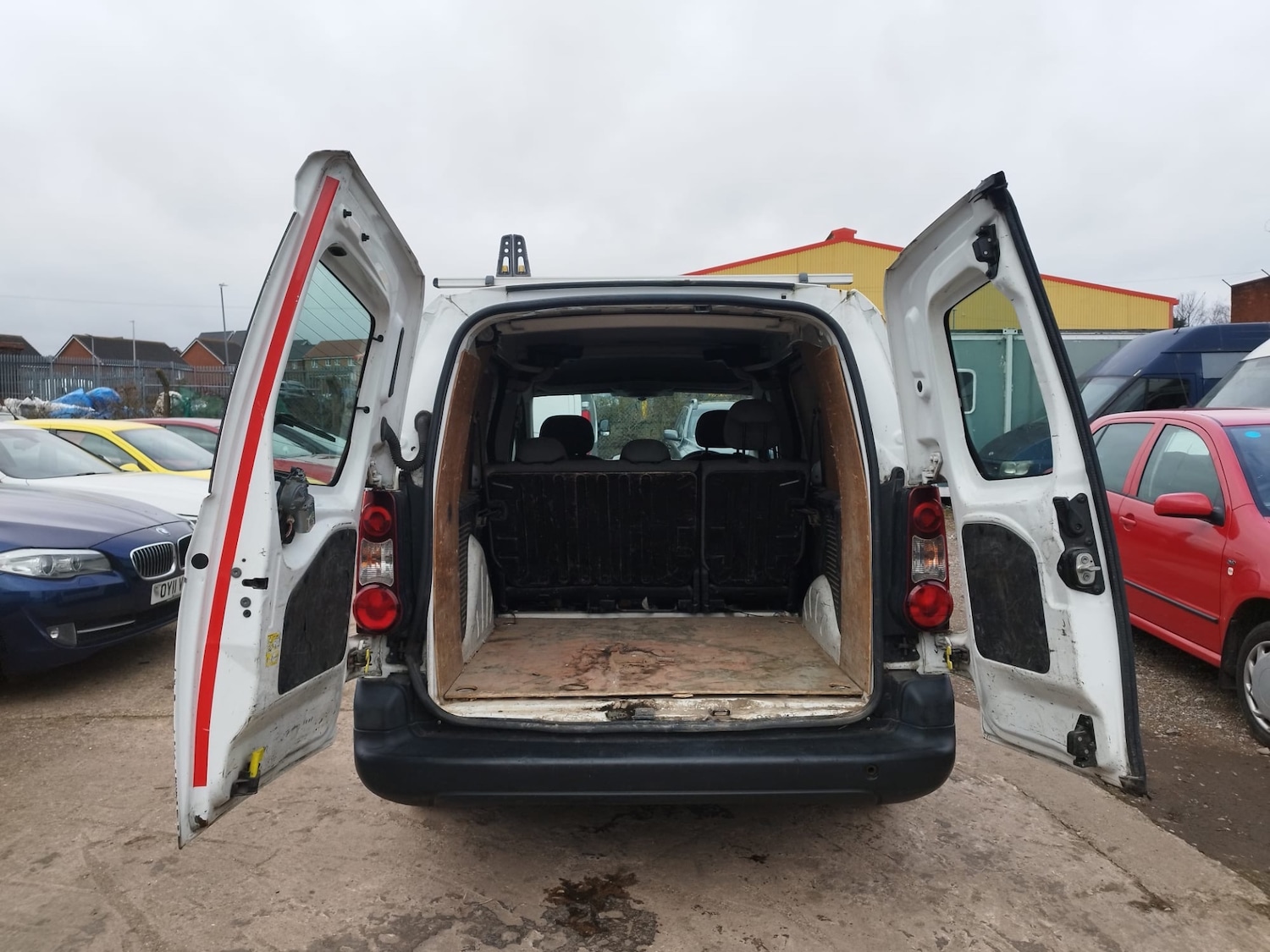 Used Peugeot Partner 2013 for sale - 77729147: Photo 6