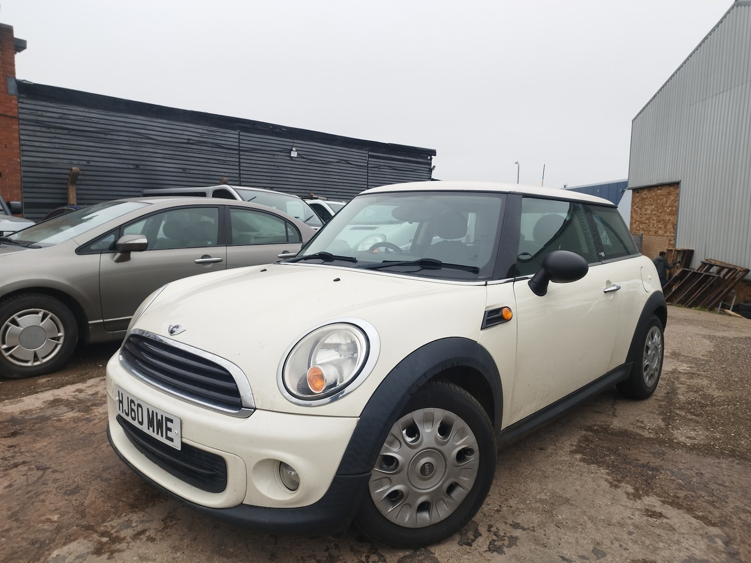 Used MINI Hatch 2010 for sale - 77781537: Photo 3