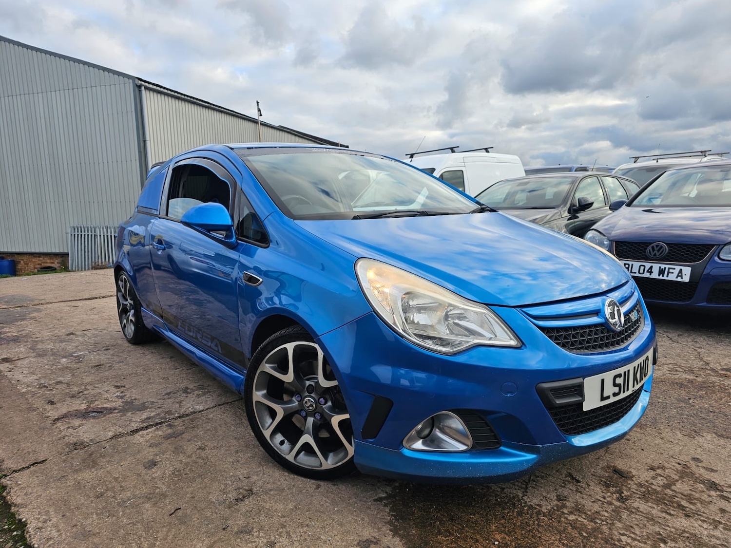 Used Vauxhall Corsa 2011 for sale - 76595260: Photo 1