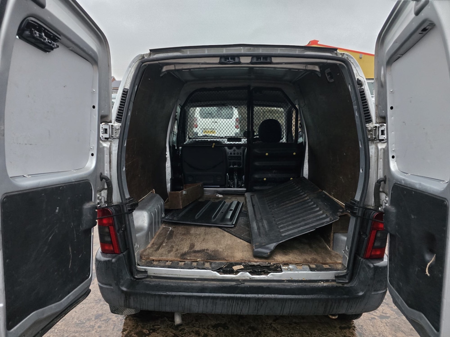 Used Peugeot Partner 2004 for sale - 77285790: Photo 6