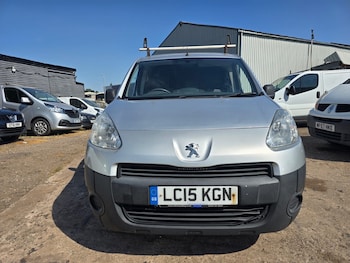 Used Peugeot Partner 2015 for sale - 79508372: Photo