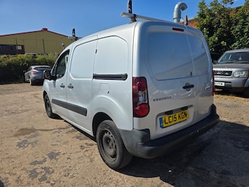 Used Peugeot Partner 2015 for sale - 79508372: Photo