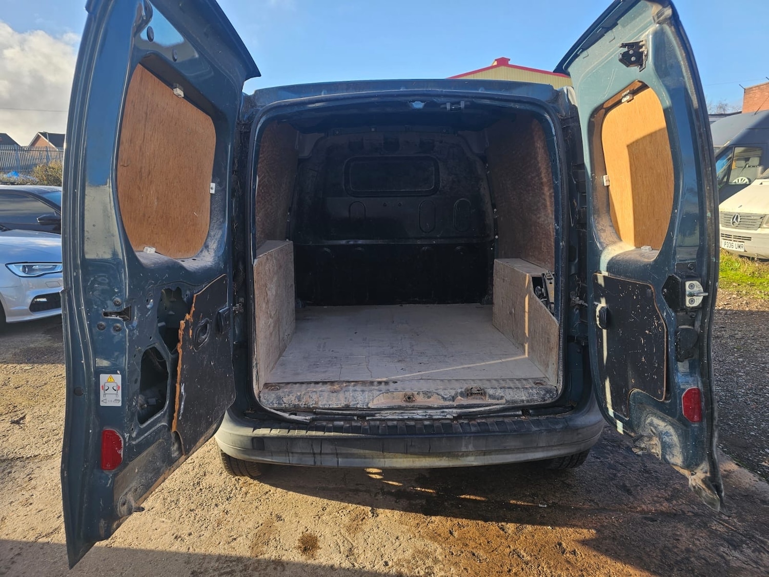 Used Renault Kangoo 2009 for sale - 76907760: Photo 6