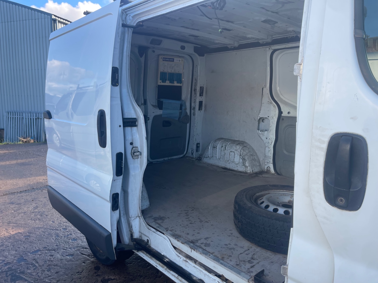 Used Vauxhall Vivaro 2007 for sale - 76439995: Photo 10