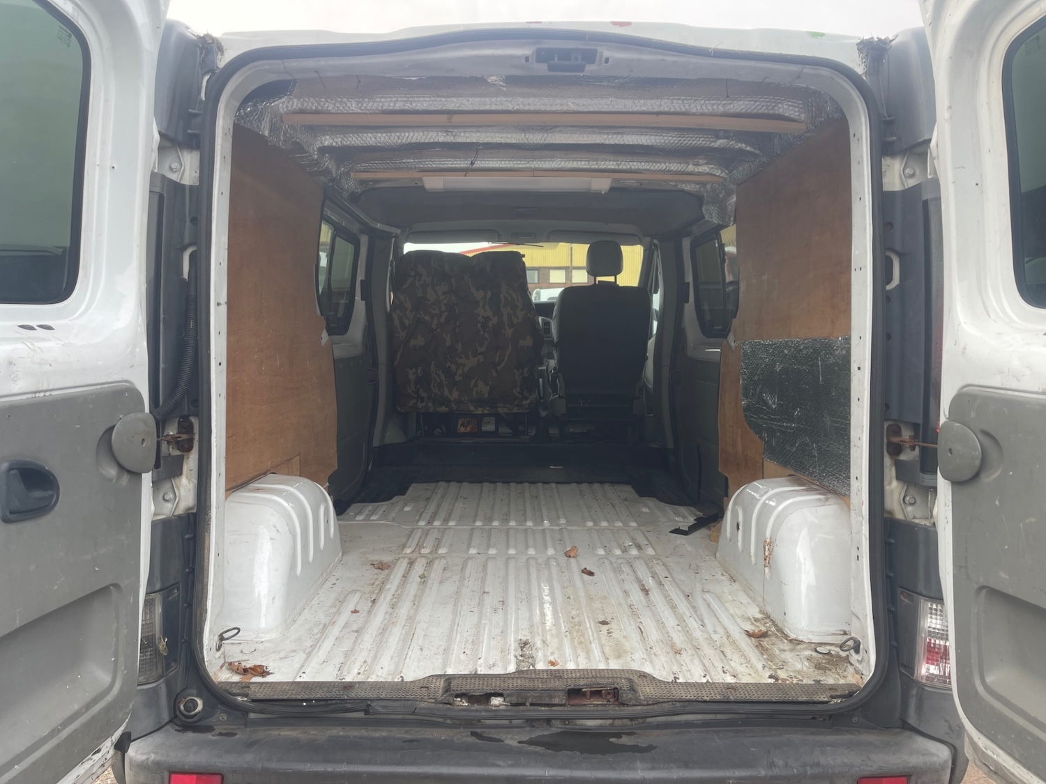 Used Vauxhall Vivaro 2005 for sale - 77603839: Photo 7