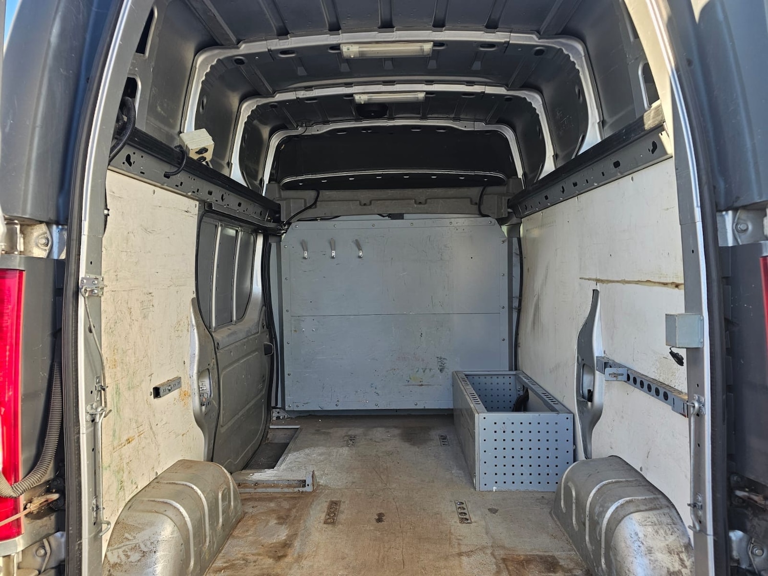 Used Vauxhall Vivaro 2010 for sale - 77094337: Photo 8