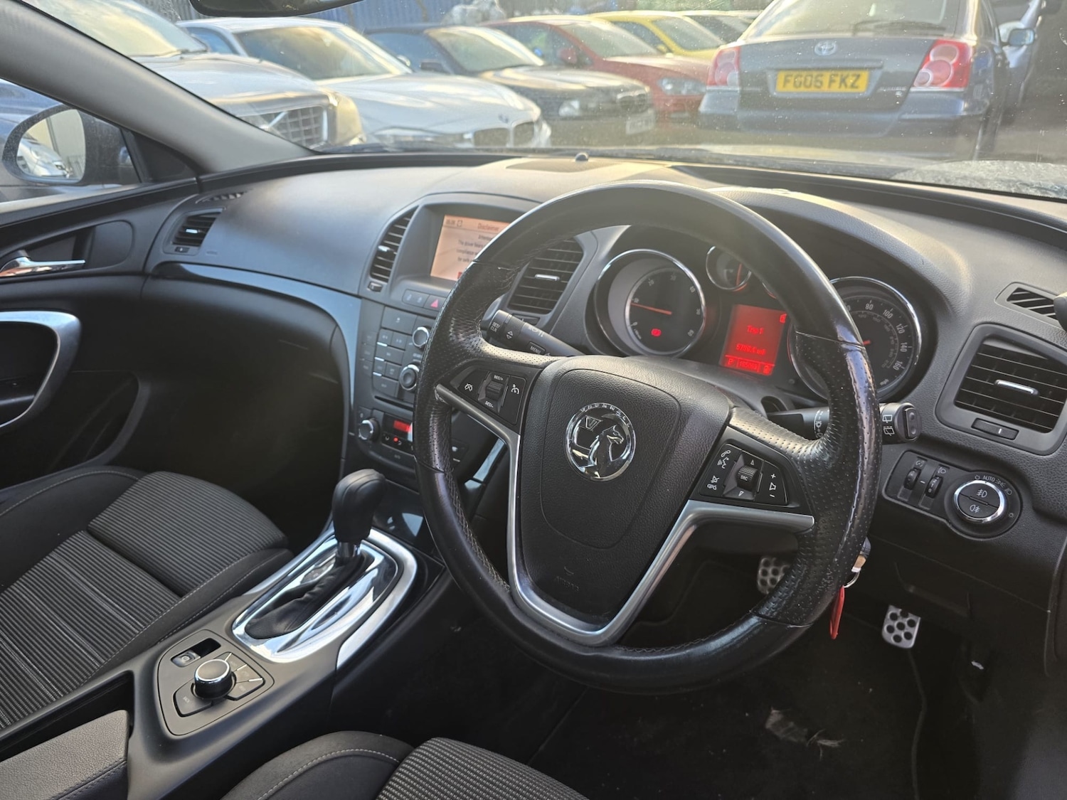 Used Vauxhall Insignia 2011 for sale - 77837341: Photo 14