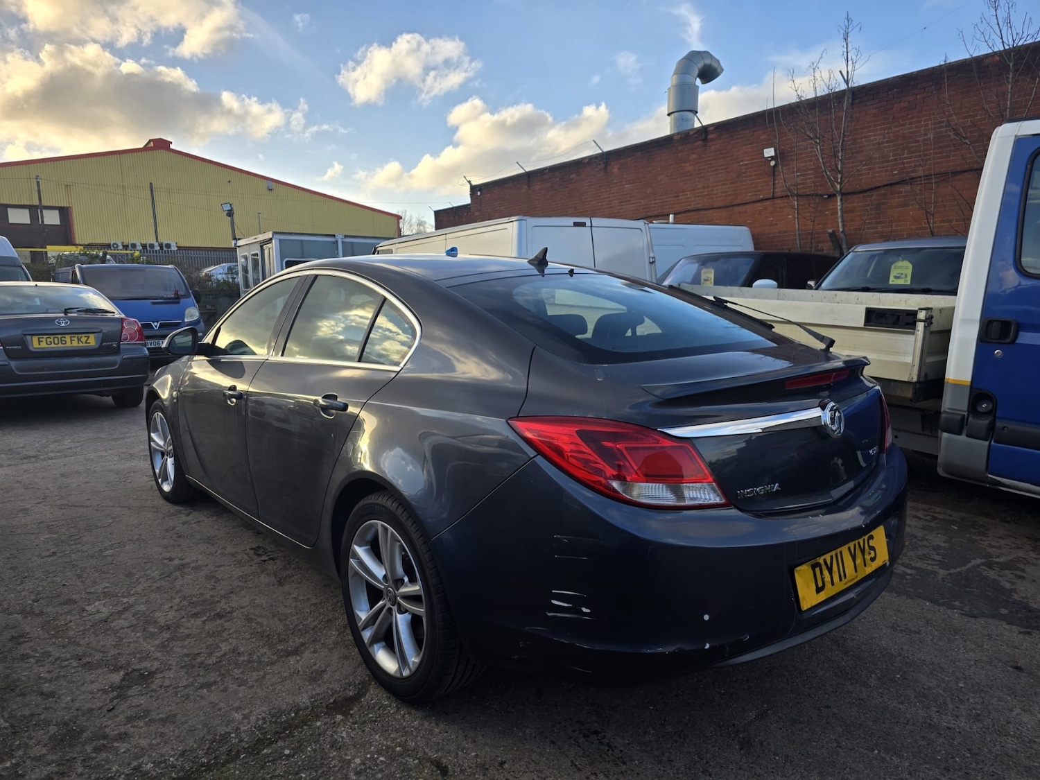Used Vauxhall Insignia 2011 for sale - 77837341: Photo 4