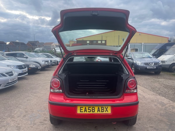Used Volkswagen Polo 2008 for sale - 74445145: Photo 6
