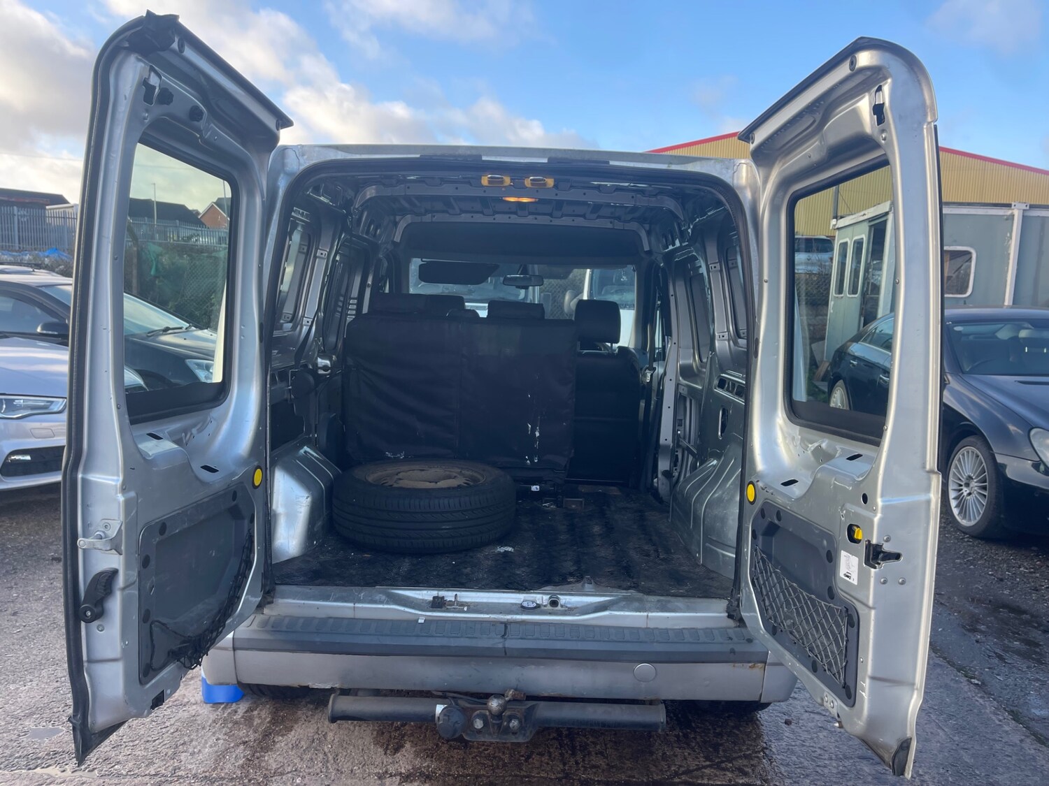 Used Ford Transit Connect 2011 for sale - 76904744: Photo 7