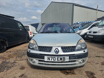 Used Renault Clio 2002 for sale - 75297514: Photo