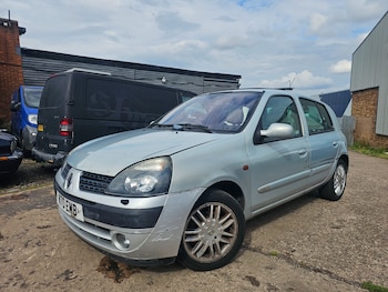 Used Renault Clio 2002 for sale - 75297514: Photo