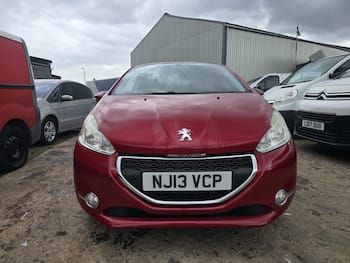 Used Peugeot 208 2013 for sale - 79806318: Photo