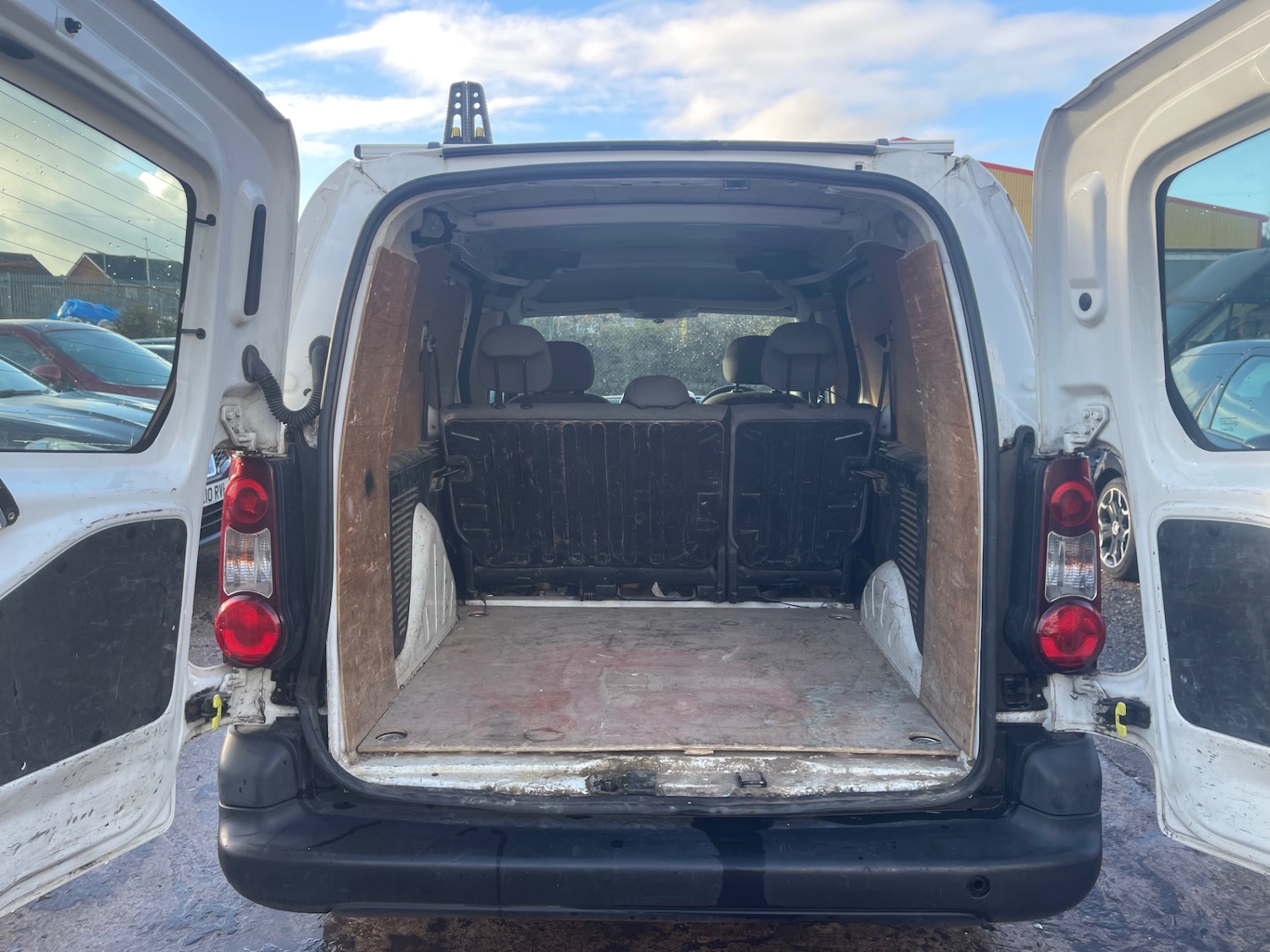 Used Peugeot Partner 2013 for sale - 76748936: Photo 9