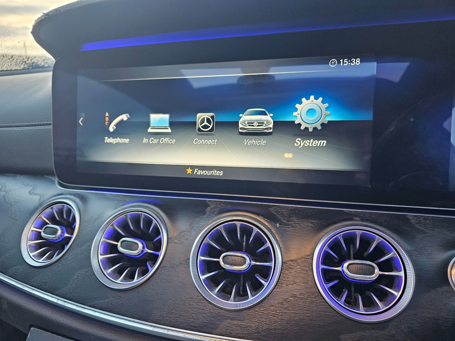 Used Mercedes-Benz E Class 2018 for sale - 76945411: Photo 21