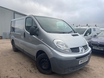 Renault Trafic feature image