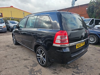 Used Vauxhall Zafira 2010 for sale - 75969233: Photo