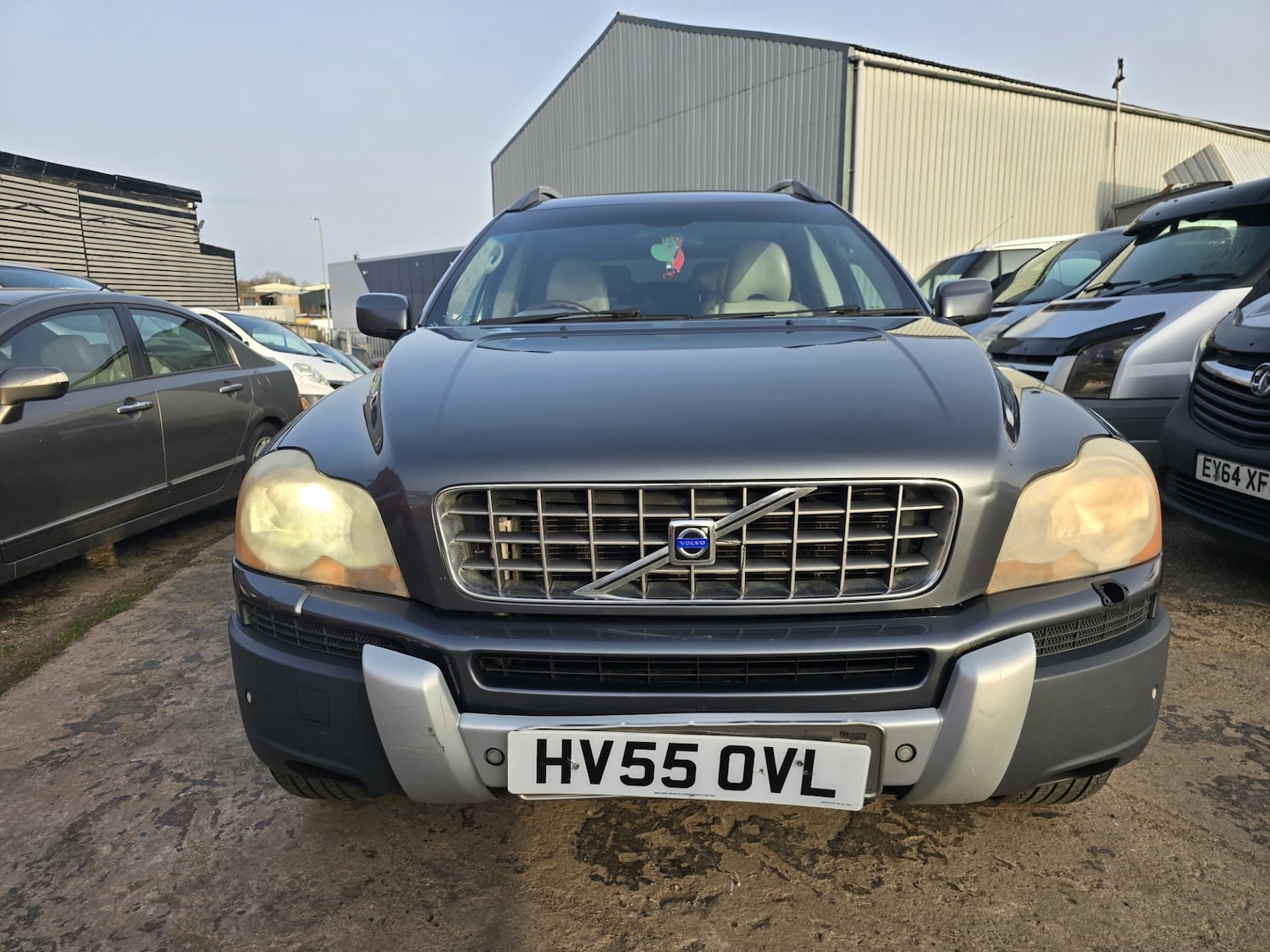 Used Volvo XC90 2005 for sale - 77766157: Photo 2