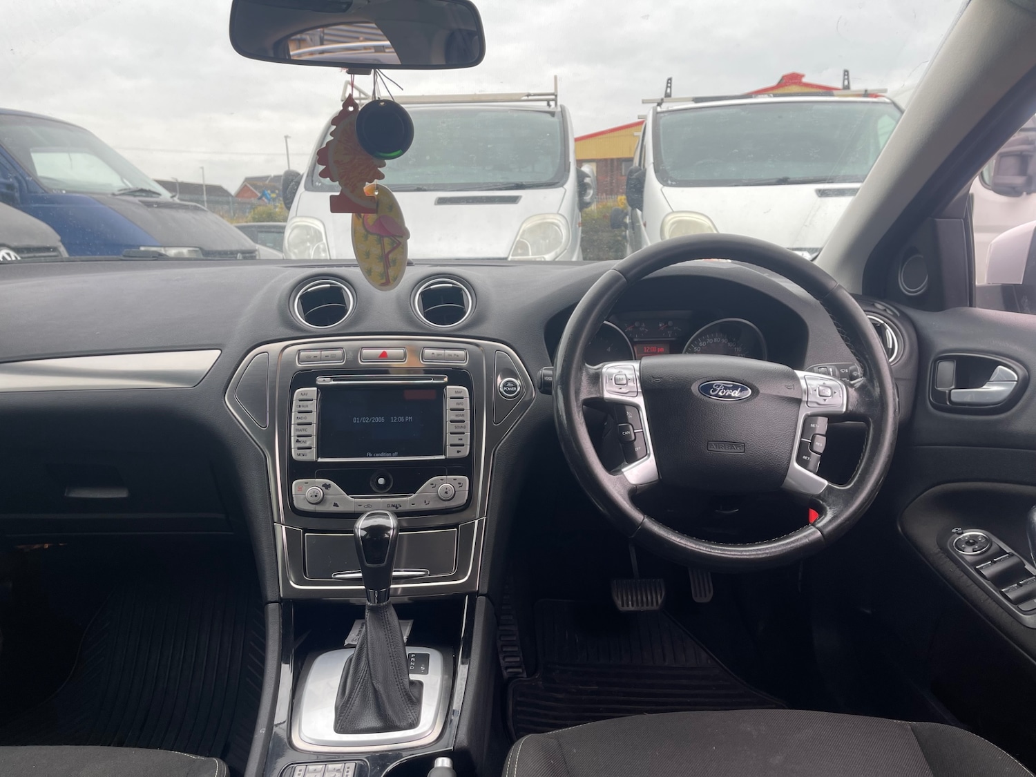 Used Ford Mondeo 2010 for sale - 76093871: Photo 12