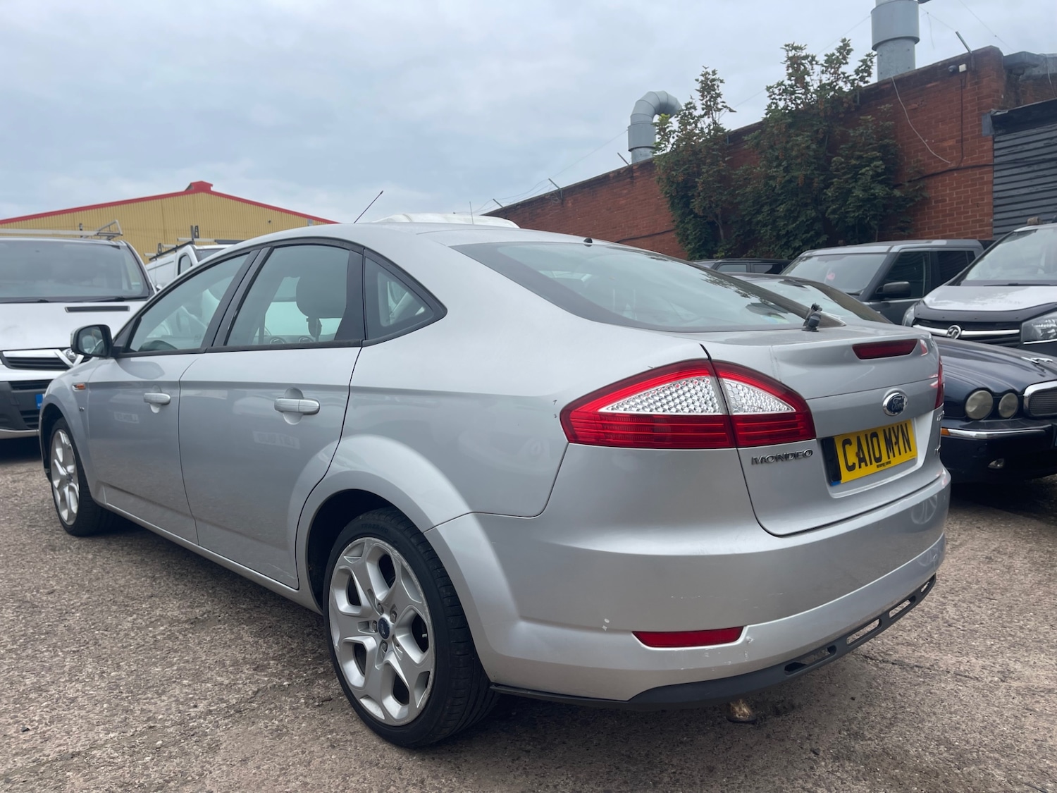 Used Ford Mondeo 2010 for sale - 76093871: Photo 4
