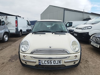Used MINI Hatch 2005 for sale - 78480210: Photo
