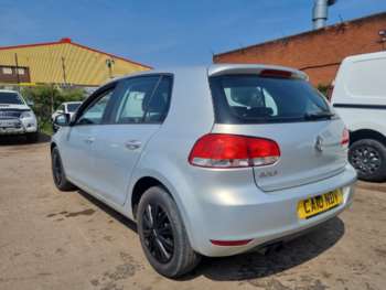 Used Volkswagen Golf 2010 for sale - 68995191: Photo