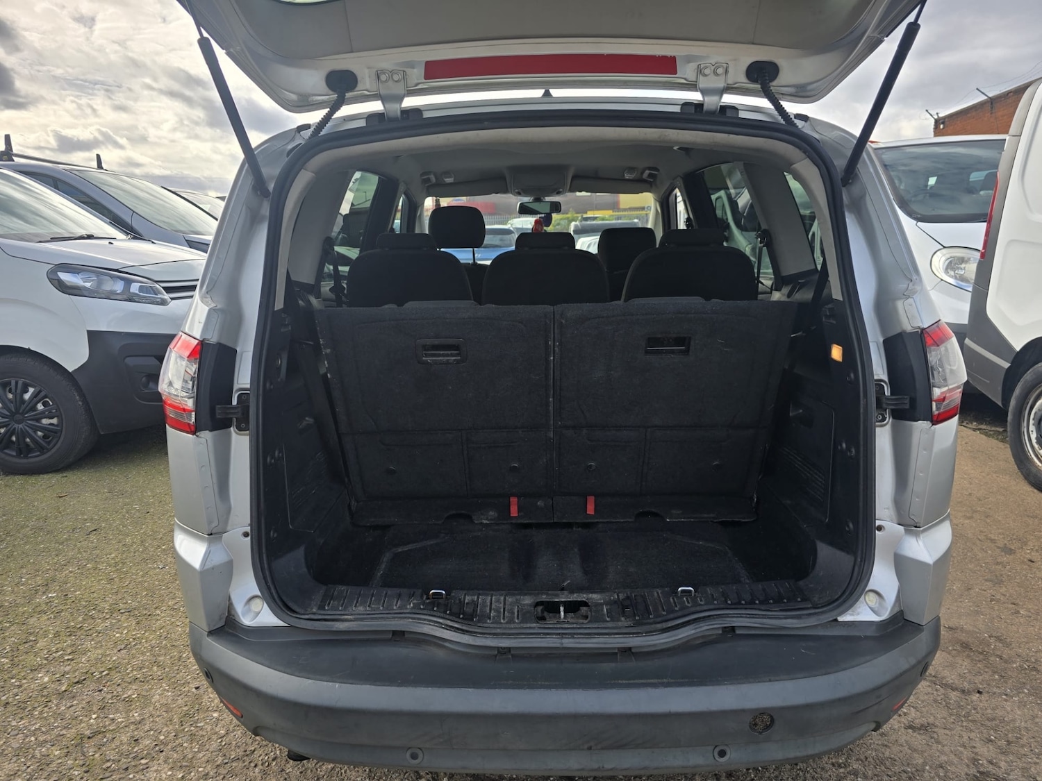 Used Ford S-Max 2012 for sale - 78032567: Photo 6