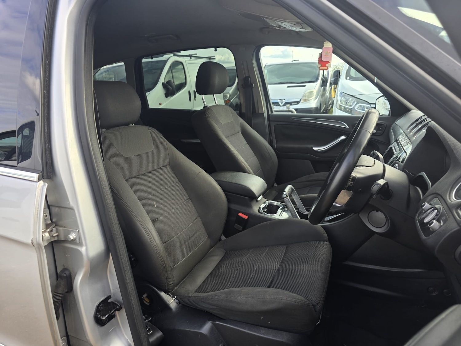 Used Ford S-Max 2012 for sale - 78032567: Photo 9