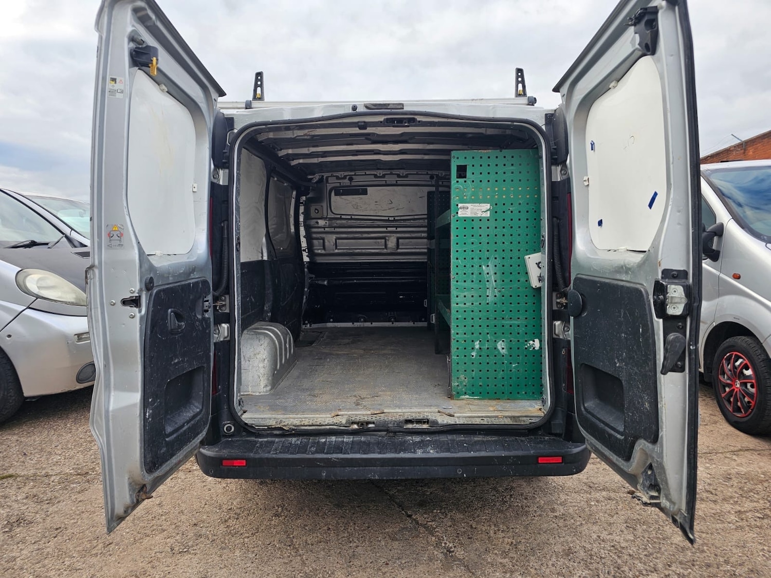 Used Vauxhall Vivaro 2014 for sale - 76126545: Photo 6