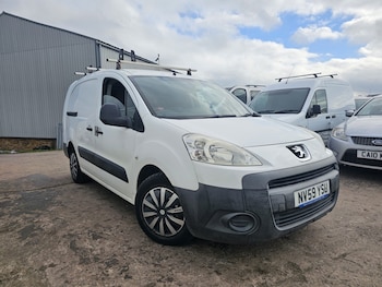 2009 (59) - 716 S 1.6 HDi 90 Crew Van