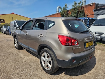 Used Nissan Qashqai 2010 for sale - 75575719: Photo