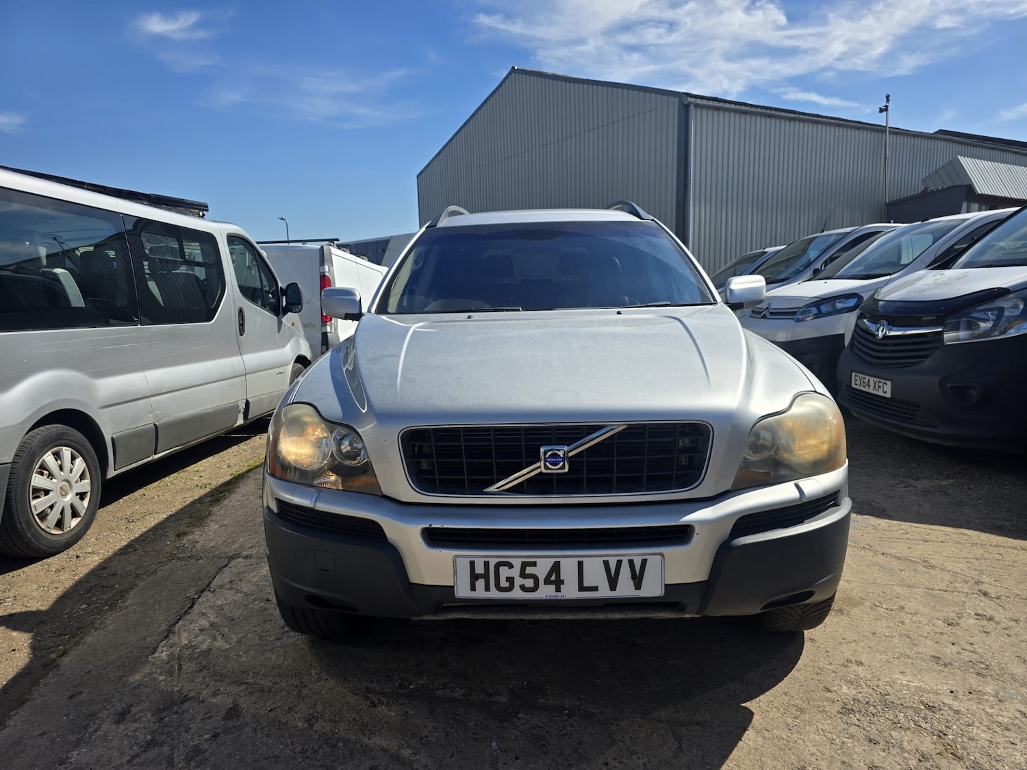 Used Volvo XC90 2004 for sale - 78151020: Photo 2