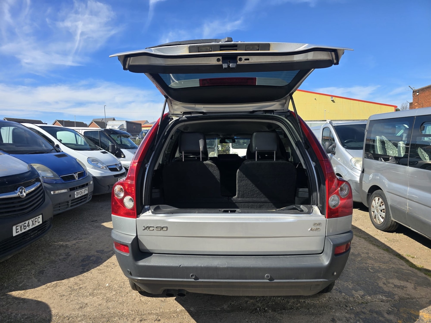 Used Volvo XC90 2004 for sale - 78151020: Photo 5