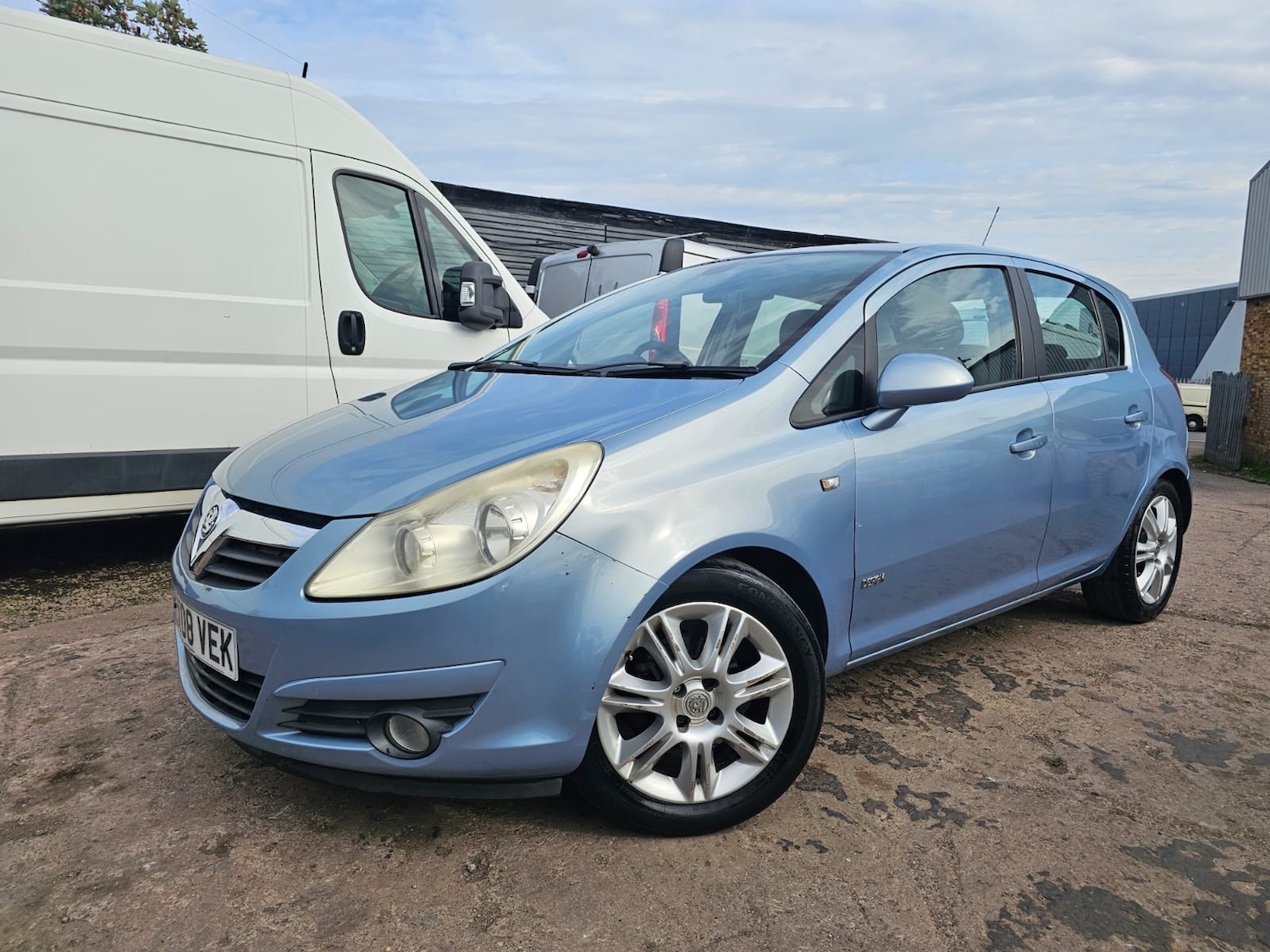Used Vauxhall Corsa 2008 for sale - 76380303: Photo 3