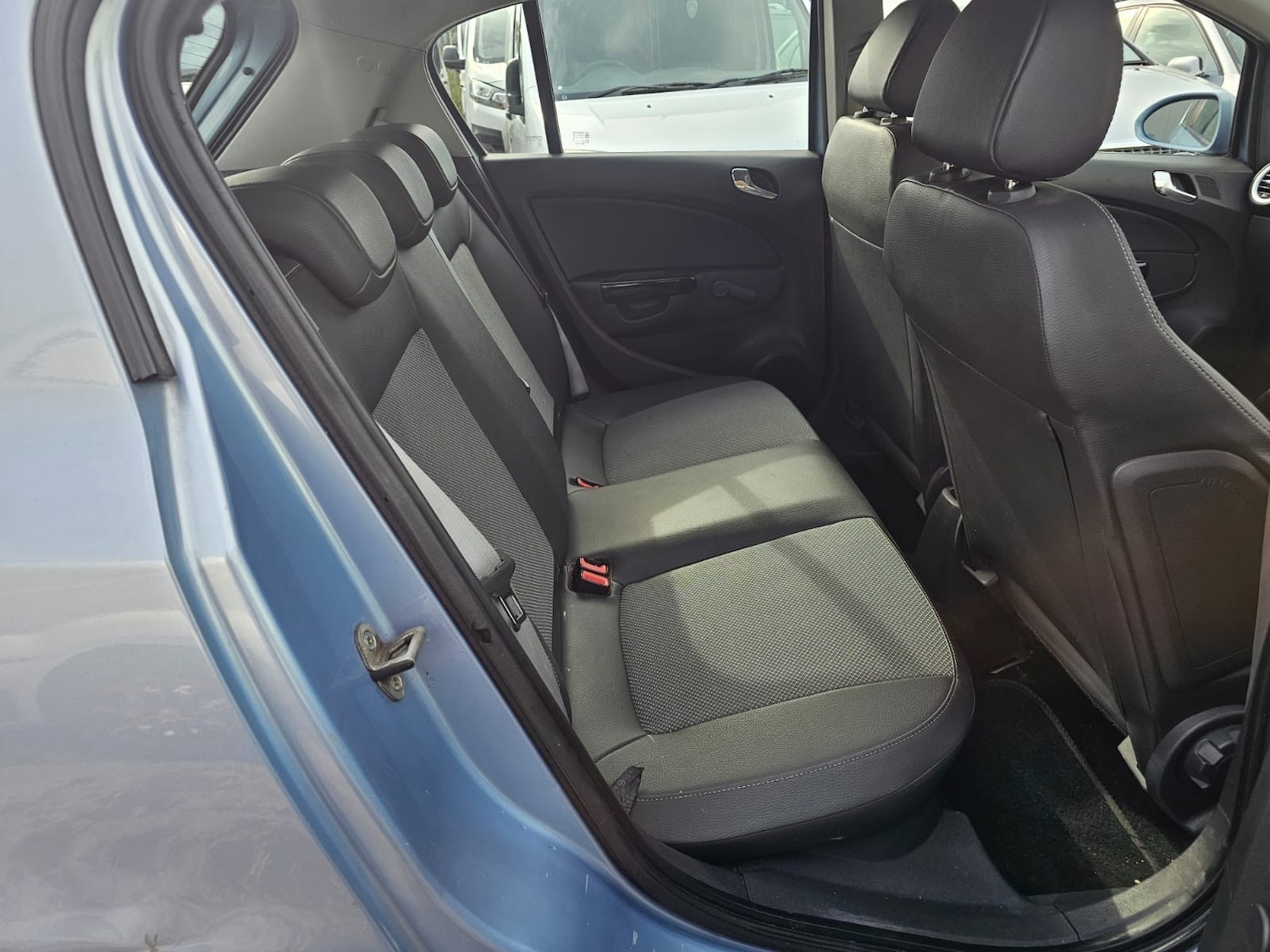 Used Vauxhall Corsa 2008 for sale - 76380303: Photo 8