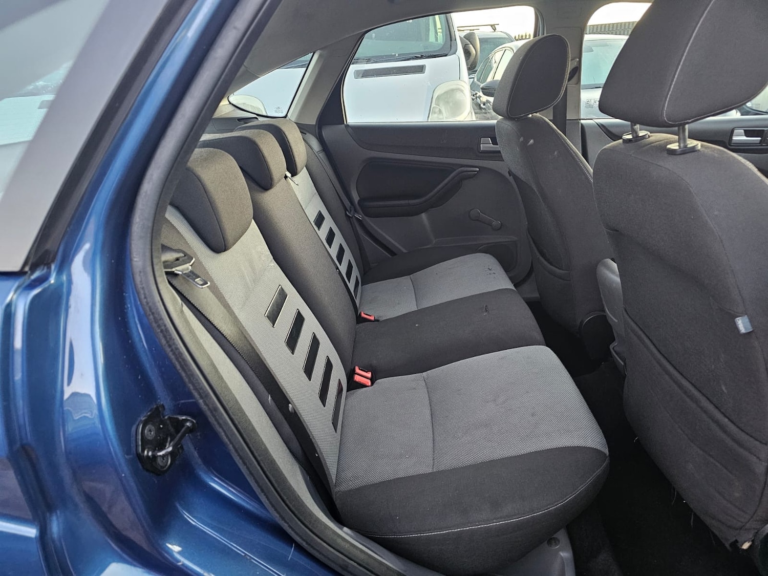 Used Ford Focus 2009 for sale - 76644527: Photo 8