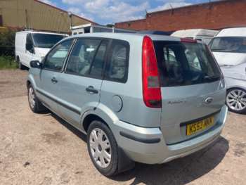 Used Ford Fusion 2004 for sale - 75108155: Photo