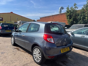 Used Renault Clio 2009 for sale - 79315382: Photo