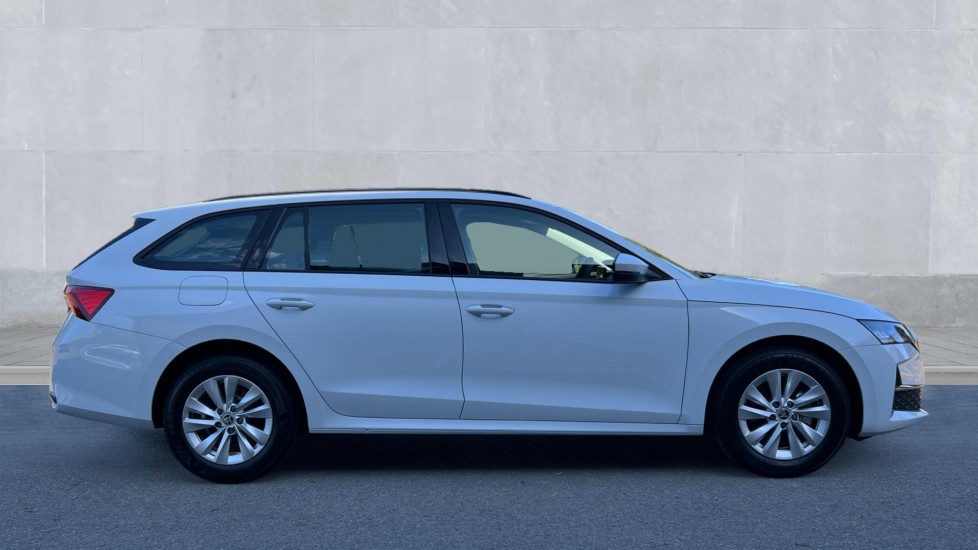 Used Skoda Octavia 2025 for sale - 75929886: Photo 4