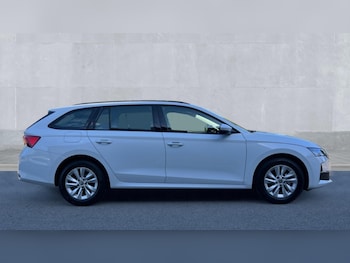 Used Skoda Octavia 2025 for sale - 75929886: Photo