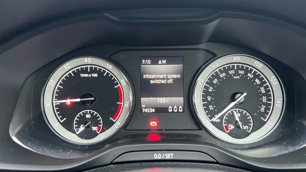 Used Skoda Karoq 2018 for sale - 76609614: Photo 14