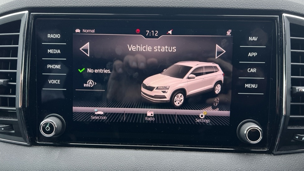 Used Skoda Karoq 2018 for sale - 76609614: Photo 23