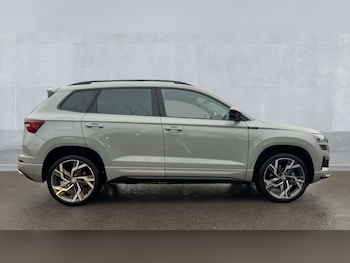 Used Skoda Karoq 2024 for sale - 76773077: Photo