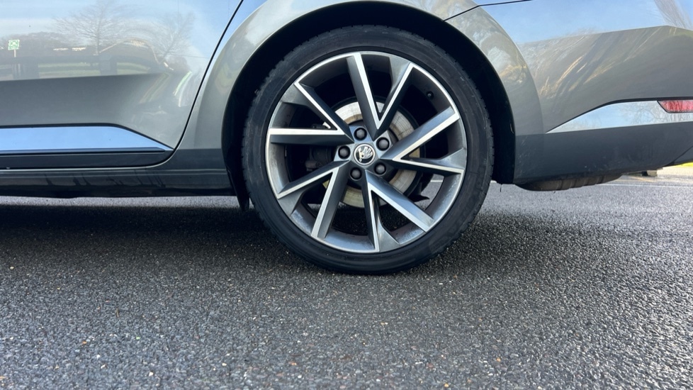 Used Skoda Superb 2023 for sale - 76760724: Photo 18