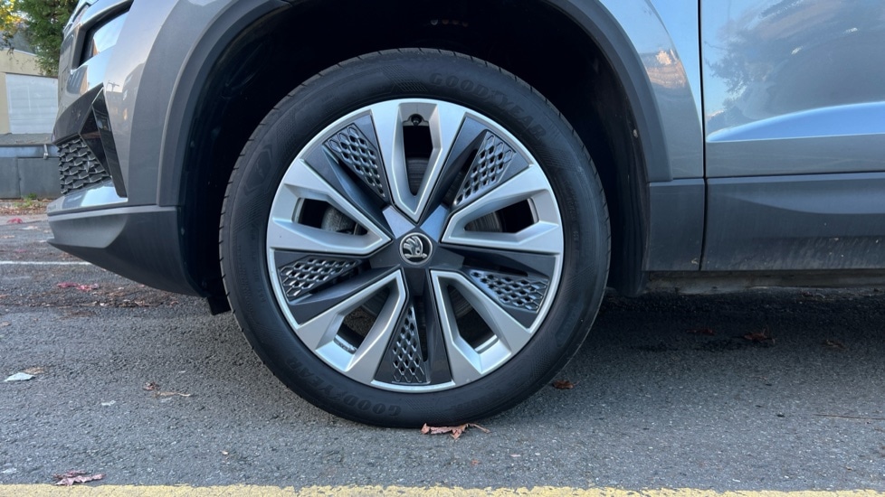 Used Skoda Karoq 2024 for sale - 76623592: Photo 5