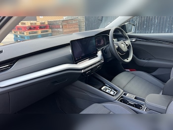 Used Skoda Octavia 2024 for sale - 76563661: Photo