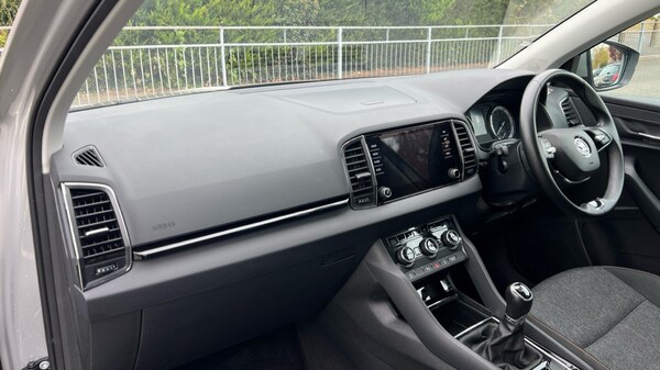 Used Skoda Karoq 2021 for sale - 76124653: Photo 2