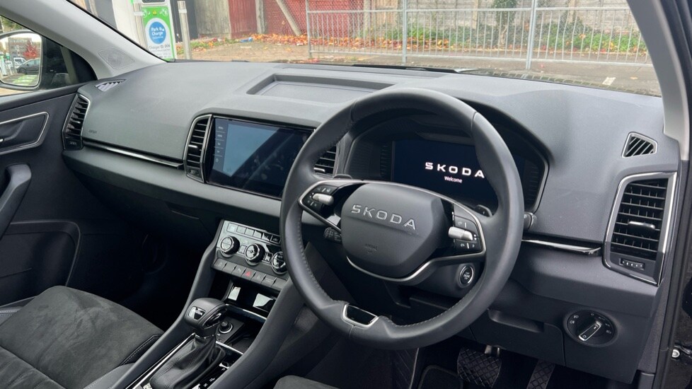 Used Skoda Karoq 2025 for sale - 76381660: Photo 6